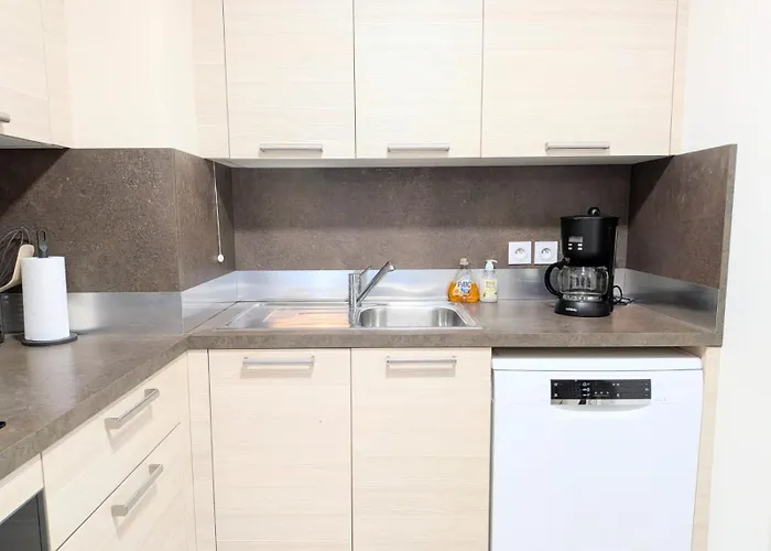 アパート So Amata , A Deux Pas Du Port De *