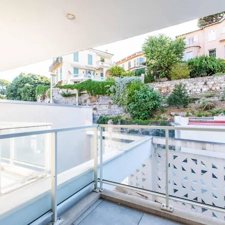 Résidence So Amata , à Deux Pas Du Port De Apartamento Nice